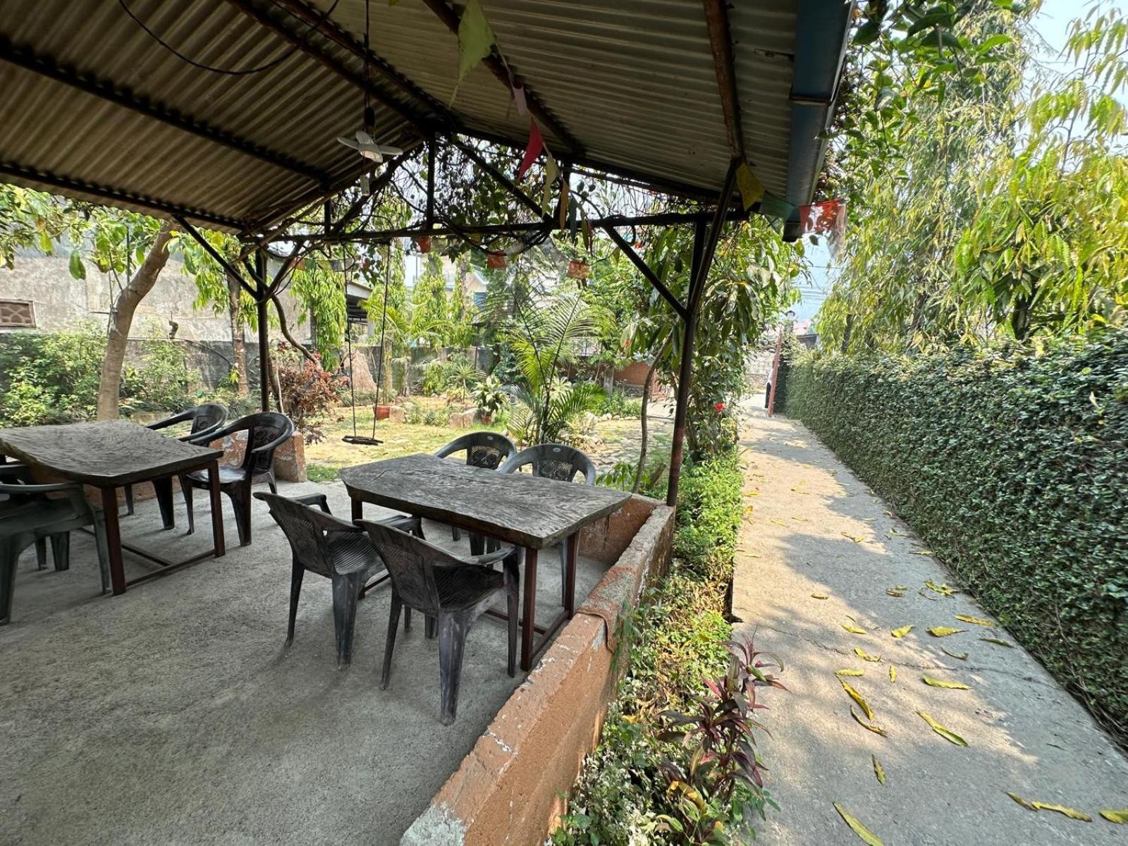 Cherry Garden Pokhara Exterior foto